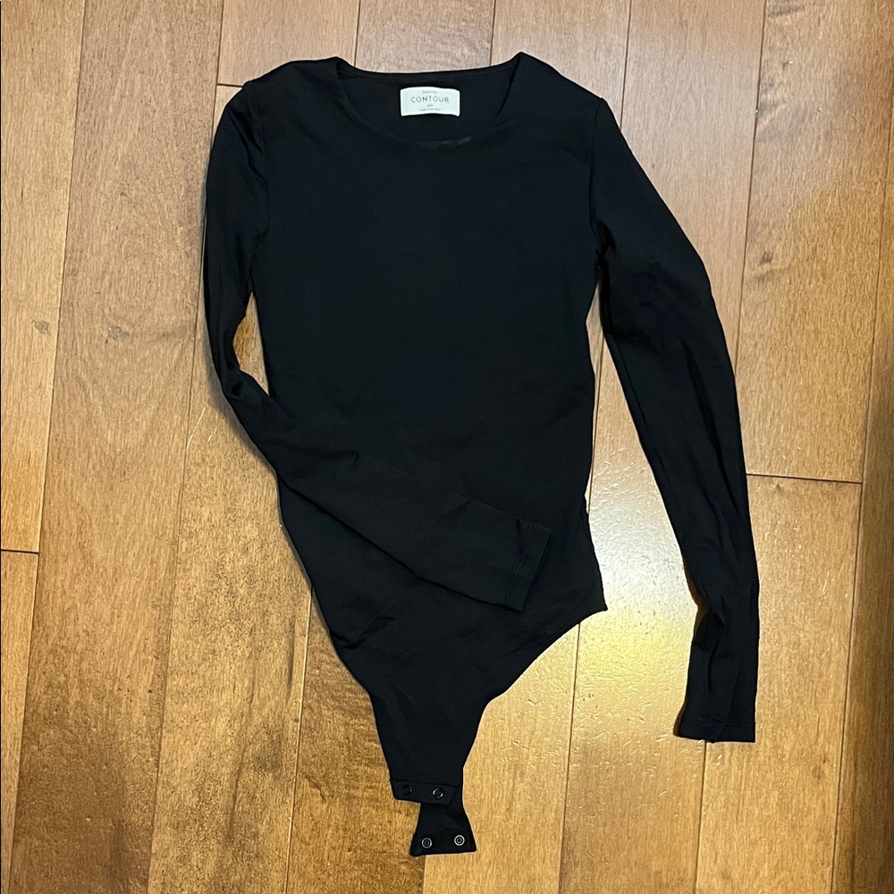 Aritzia Babaton Black Contour Bodysuit